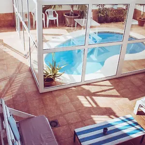 Aloe Vera Shared House Hostel El Medano (Tenerife)